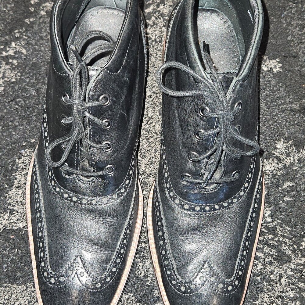 COLE HANN LIAM CHUKKA SEMI WING TIP LACE UP BOOT SIZE 8 MEN